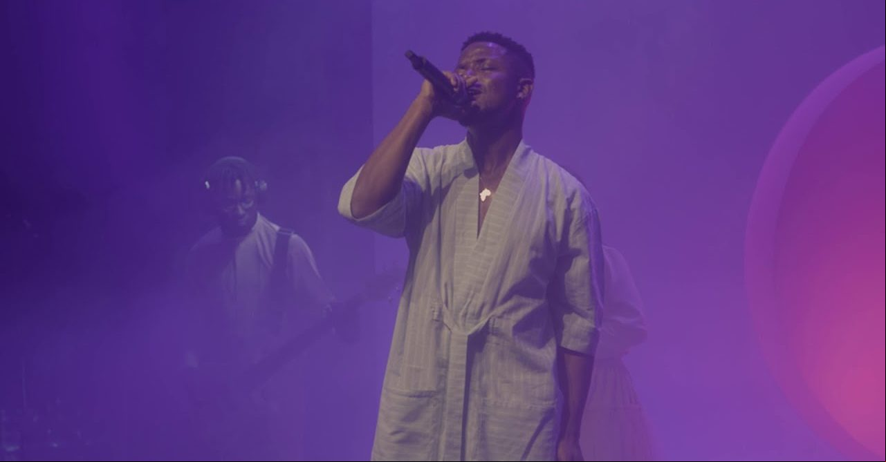 Picture of Chike Performing Live